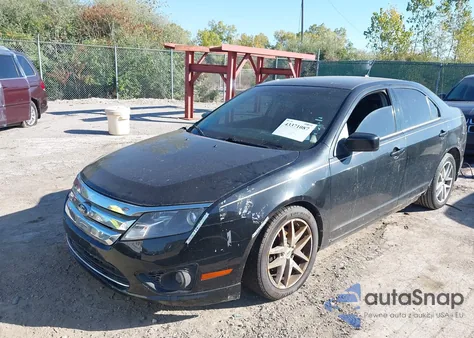 2010 Ford Fusion Se z USA, uszkodzony, nr VIN 3FAHP0HA1AR176963